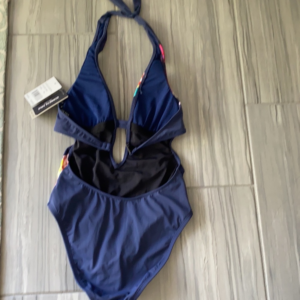 Kenneth Cole xs - Picture 4 of 4